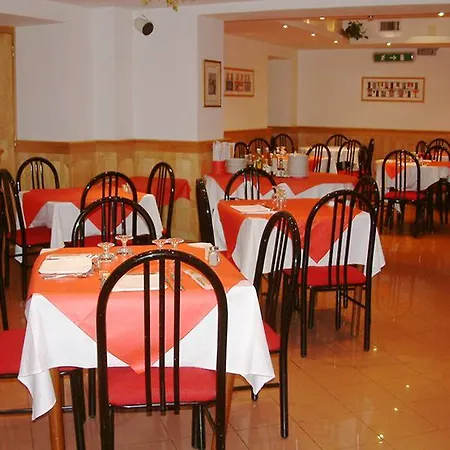 Ξενοδοχείο Delle Muse 3*